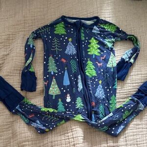 Little sleepies blue holiday tree zippy